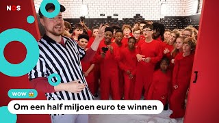 MrBeast laat 100 kinderen tegen 100 volwassenen strijden [upl. by Nwahs]