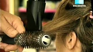 Curso de Peluquería Estilista  Cap 11 Brushing en corte carré 1 [upl. by Freudberg]