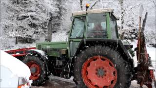 Fendt 311 LSA Turbomatik  Déneigement  Snowplowing 2013 [upl. by Arihay278]