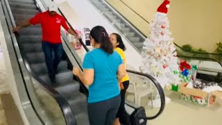 🟢4 Pasamos una vergüenza ella nunca había subido una escalera eléctrica en un mall 🤦‍♂️🙀 [upl. by Frida]