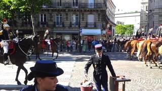 La Garde Republicaine se prepare a defiler 14 Juillet 2012 [upl. by Nairod]