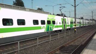 Pendolino ohittaa Hämeenlinnan  Pendolino train passes Hämeenlinna Finland [upl. by Elehcir77]