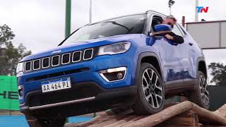 Jeep Compass Limited 2017  Test  Matías Antico  TN Autos [upl. by Etnomal]