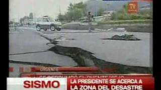 Terremoto en Chile [upl. by Htyderem415]