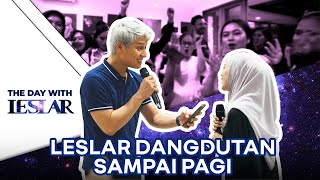 LESLAR UNDANG PENYANYI DANGDUT TOP INDONESIA ERIE SUZAN amp FITRI CARLINA DI KABARIN DADAKAN [upl. by Rist]