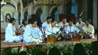 yeh jo halka halka saroor hai ustad nusrat fateh ali khan best [upl. by Kopaz]