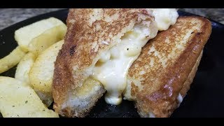 Lobster Mac amp Cheese Grilled Cheese Sandwich [upl. by Maryjane461]