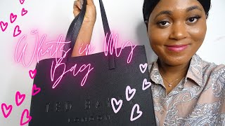 WHATS IN MY BAG [upl. by Lah]