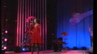 Laura Pausini quotSanremo Famosiquot 1991  SI STA COSI canzone vincitrice [upl. by Finnigan]