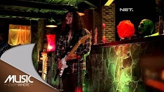 Once Mekel Fest Gugun Gugun Blues Shelter  Musisi Godbless Cover Live at Music Everywhere [upl. by Etyak]