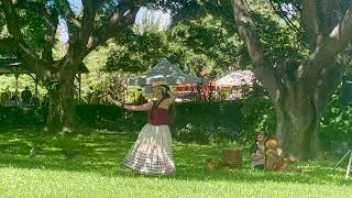 Hula at Aloha Market Honoring Queen Liliuokalani and King David Kalakaua [upl. by Namhar]