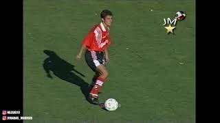 Pablo Aimar tirando magia a los 18 años River  Huracan 1998 [upl. by Nonohcle]