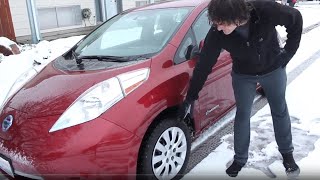 Sumitomo Ice Edge Studded Snow Tires on the Nissan LEAF [upl. by Anair]