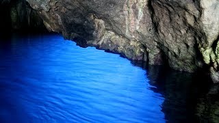 VIAGGIO NELLA GROTTA AZZURRA DI PALINURO [upl. by Aitat334]