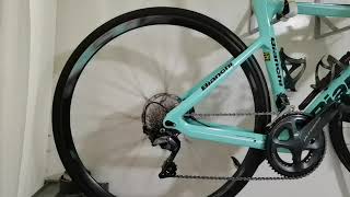 Bianchi Aria FULCRUM Hub Sound [upl. by Eliga419]