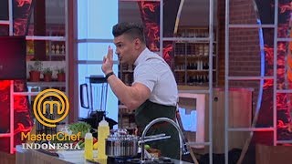 MASTERCHEF INDONESIA  Unik  Chef Bule Pilih Menu Pecel Lele  Gallery 8  7 April 2019 [upl. by Bryon]