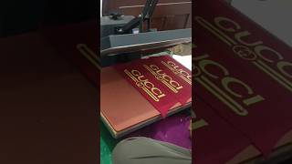 Screen printing plastisol rubber print kaise hota hai magharscreenprinting ytshorts shorts [upl. by Dewhirst288]