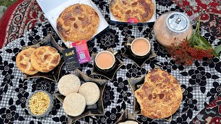 Authentic Kashmiri Treats  Qandis Kashmiri Qandi amp Kulcha Review  Match Made In Heavenkashmir [upl. by Craig]