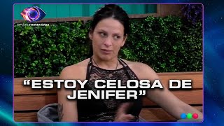 quotGiuliano tiene que elegir entre Jenifer o yoquot Chiara se siente insegura  Gran Hermano [upl. by Irrehc43]