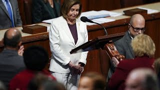 Nancy Pelosi deixa liderança democrata [upl. by Akinimod]