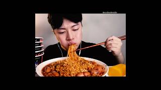 Spicy Noodles Eating Challenge💥🔥 asmr mukbang bigbitesmukbang spicynoodles Sangyoon [upl. by Annoed710]