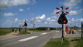 Spoorwegovergang Ouddorp  Dutch railroad crossing [upl. by Ahsoem]