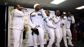 Blackstreet Performs quotNo Diggityquot Live in the 2013 Essence Music Festival Press Room [upl. by Lacram]