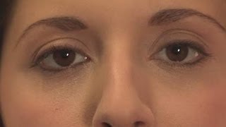 How To Apply Eyeliner For A Natural Look [upl. by Aley]