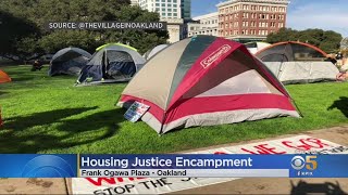 Homelessness Activists Set Up Housing Justice Camp By Oakland City Hall [upl. by Rebmeced]