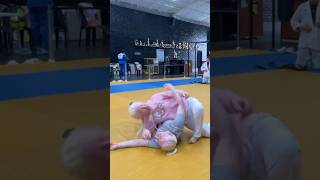 Escucho borroso 😂 albinismo albinism judo humor oscarylaura albinos albino albina [upl. by Margarete]