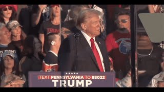 Crowd Starts Singing National Anthem at TRUMP Rally In Butler Pennsylvania [upl. by Angle]