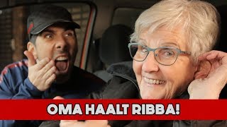 OMA PRAAT STRAATTAAL  MAROKKAAN GEEFT RIJLES Aflevering 10 Seizoen 4  Mertabi Sketch [upl. by Irtemed]