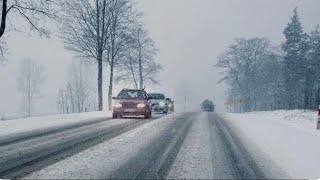 Car Drive In Beautiful Snowfall Is Still Important മഞ്ഞുവീഴ്ചയിൽ കാർ ഡ്രൈവ് [upl. by Trinia]