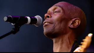 Faithless  Crazy Bal Heads  T In The Park [upl. by Ahsinit547]