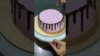 How to make chocolate dripping cake🍰cake cakedecorating chocolatecake cakeandbakebypriya [upl. by Basset656]