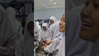 VISIT STUDY PRODI TEKNOLOGI FARMASI fyp fypシ゚viral smkbisa smkhebat [upl. by Rafiq603]