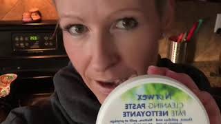 The Norwex Cleaning Paste cleaning your GLASS TOP Stove [upl. by Elam]