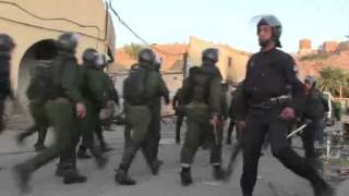 Algérie  10000 policiers et gendarmes déployés Ghardaïa [upl. by Oemac790]