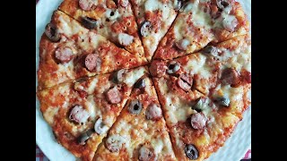 shorts  Pan Pizza  easy recipe  Pizza rapida la tigaie  Deyus Delights [upl. by Ariay837]