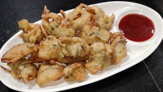 Crispy Maida Pakora  मैदा पकोड़ा  Evening snacks recipe [upl. by Ecirrehs]