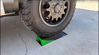 RV Leveling System Comparison  Scotts Garage [upl. by Lahtnero675]