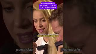 El día que Shakira hizo que Coldplay cantara en español [upl. by Noivart]