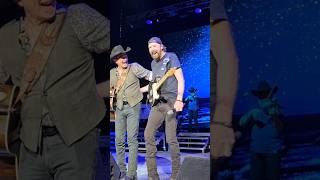 Brooks amp Dunn Neon Moon  Ronnie Dunn holding the note [upl. by Neelav726]