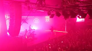 Glass Animals  Tokyo Drifting Live at O2 Academy Sheffield [upl. by Tripp]