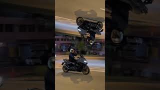 YAMAHA TMAX 560 ON THE MOVE Termignoni exhaust [upl. by Yeleak]