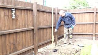 How to straighten a sagging fence panel [upl. by Anertal]