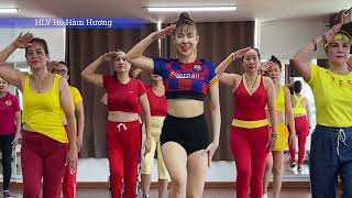 Zumba Nối vòng tay lớn  HLV Hồ Hàm Hương [upl. by Barry]