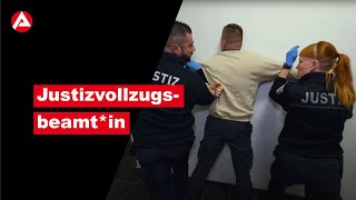 Justizvollzugsbeamtin  mittlerer Dienst [upl. by Danella]