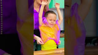 MOMS ICE CREAM HACK Plastic Bag Shirt to Keep It MessFree 🍦👕  MessAvoidance Mode shorts [upl. by Laith]