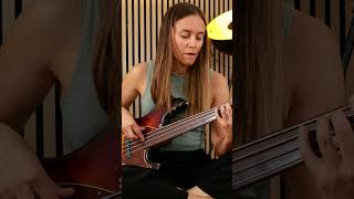 Julia plays State of Mind by Jordan Rakei rock  Thomann [upl. by Rector904]